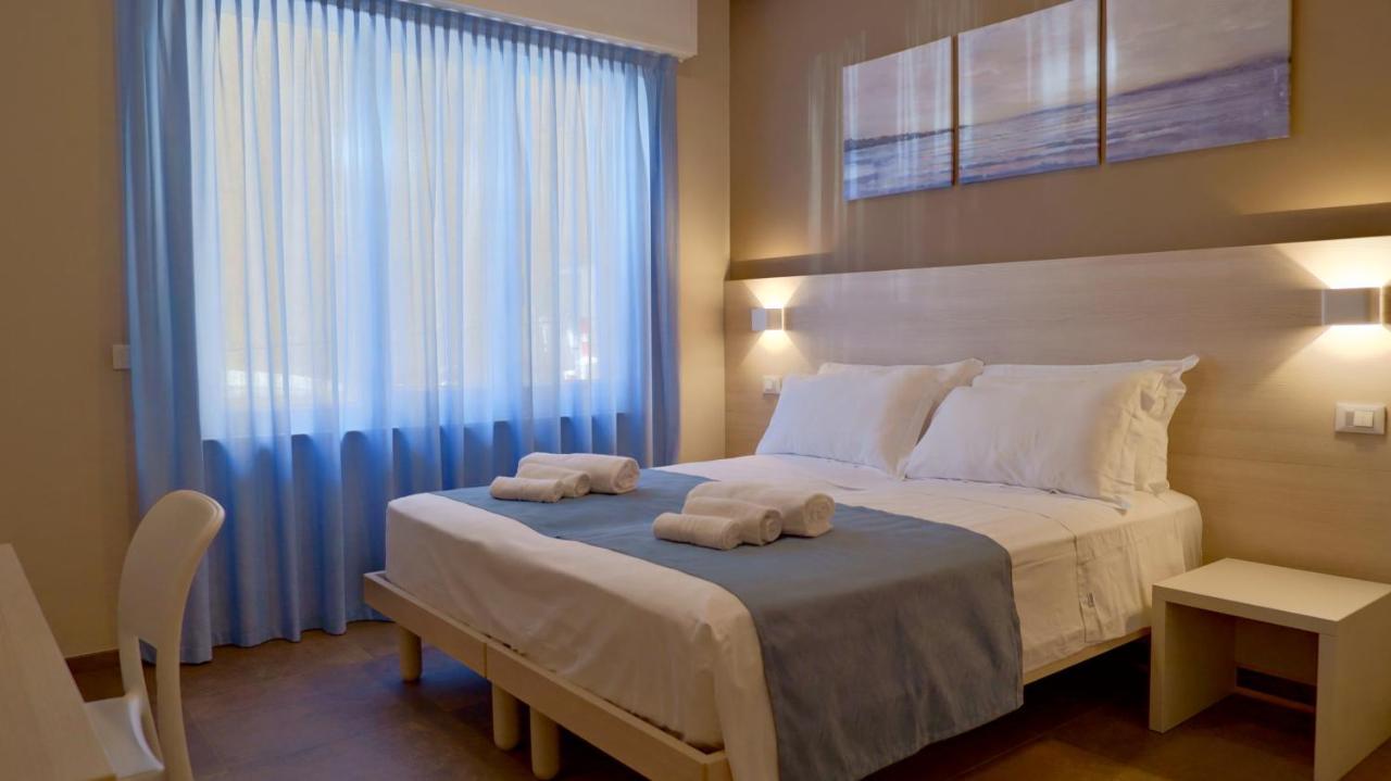 Pianomare Riviera Apartments And Rooms Imperia Εξωτερικό φωτογραφία