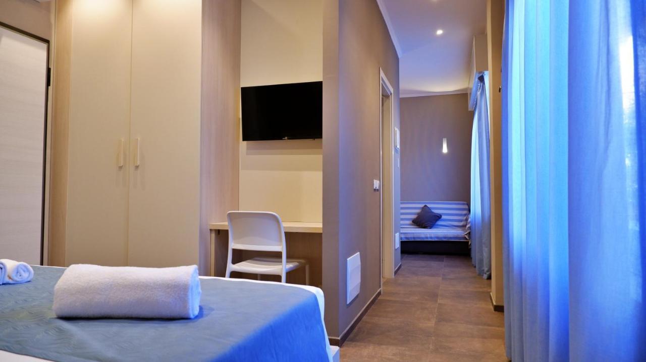 Pianomare Riviera Apartments And Rooms Imperia Εξωτερικό φωτογραφία