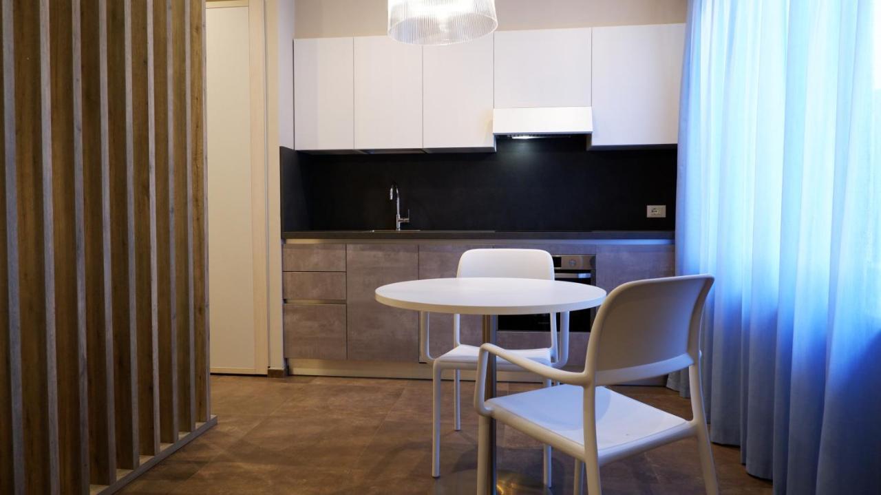 Pianomare Riviera Apartments And Rooms Imperia Εξωτερικό φωτογραφία