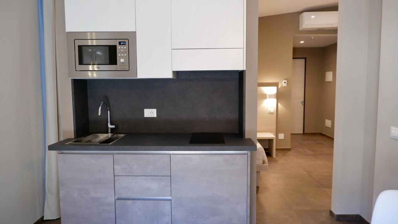 Pianomare Riviera Apartments And Rooms Imperia Εξωτερικό φωτογραφία