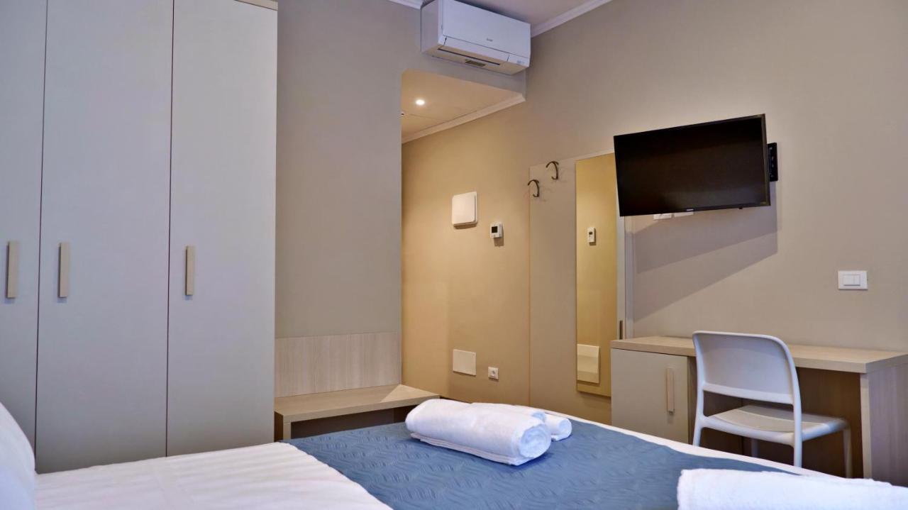 Pianomare Riviera Apartments And Rooms Imperia Εξωτερικό φωτογραφία