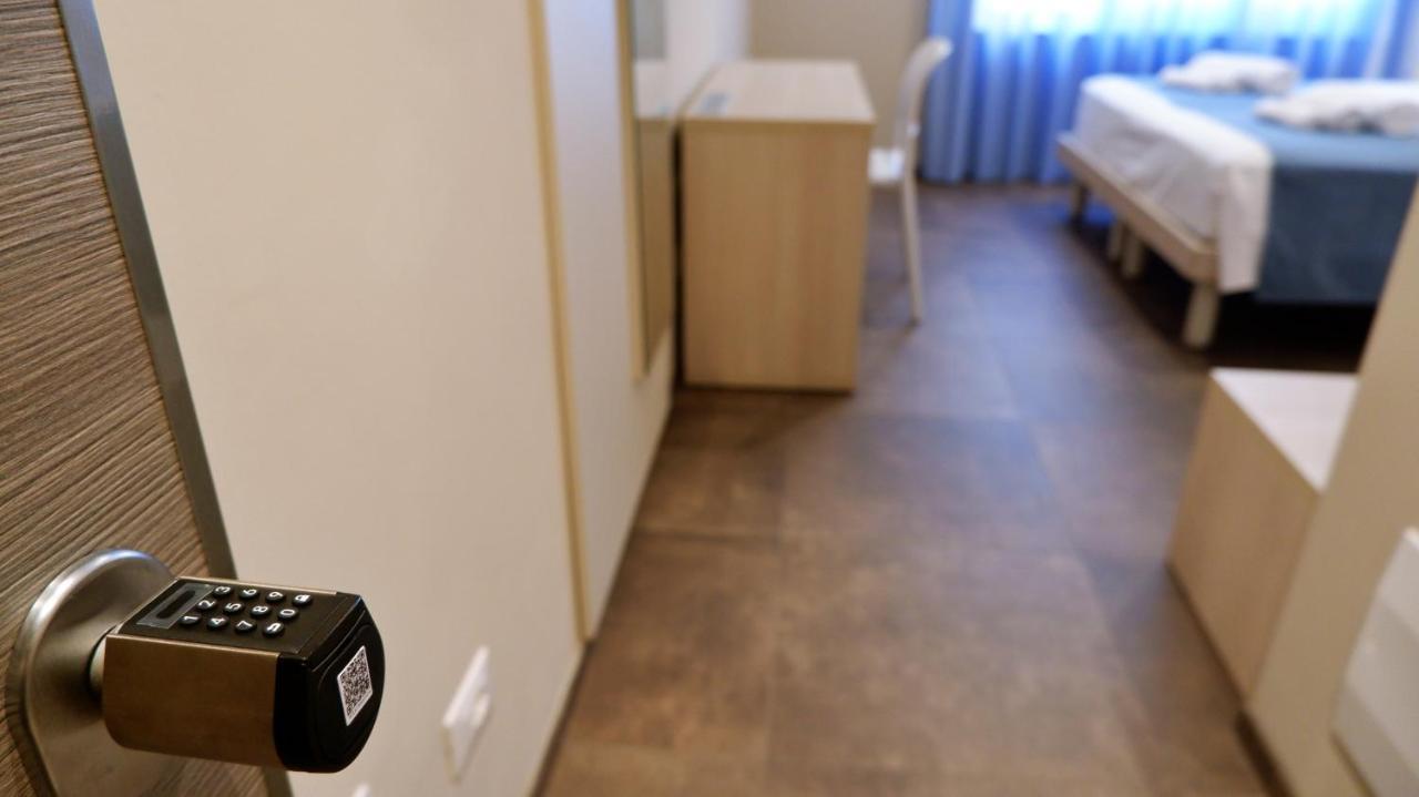 Pianomare Riviera Apartments And Rooms Imperia Εξωτερικό φωτογραφία