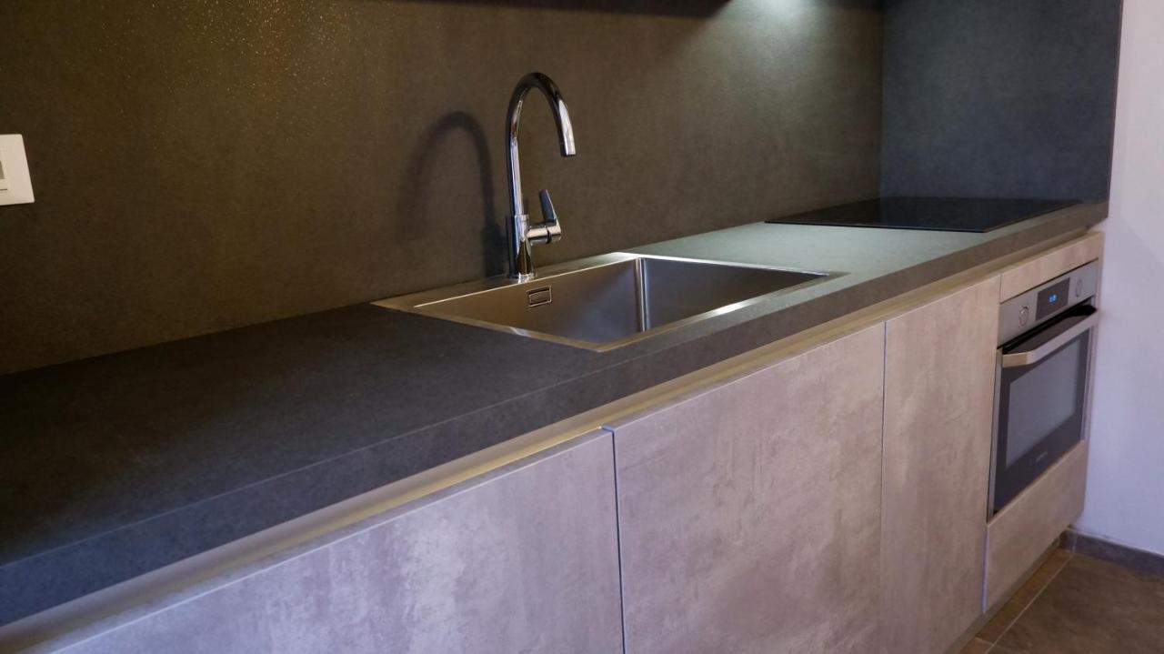 Pianomare Riviera Apartments And Rooms Imperia Εξωτερικό φωτογραφία