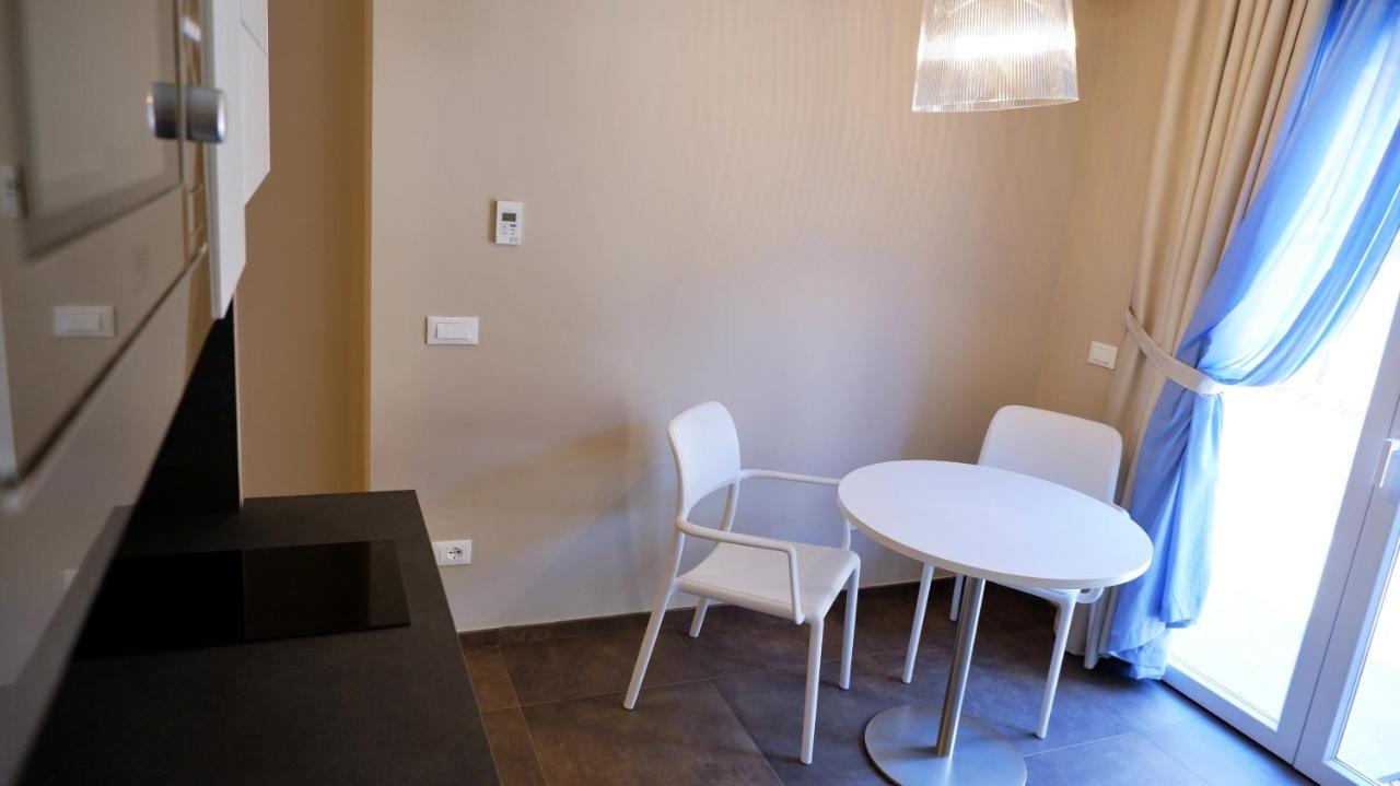 Pianomare Riviera Apartments And Rooms Imperia Εξωτερικό φωτογραφία