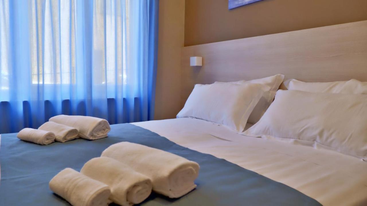 Pianomare Riviera Apartments And Rooms Imperia Εξωτερικό φωτογραφία