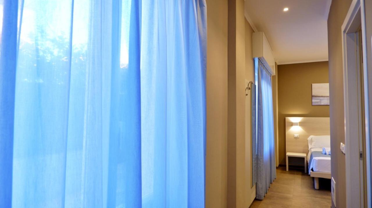Pianomare Riviera Apartments And Rooms Imperia Εξωτερικό φωτογραφία