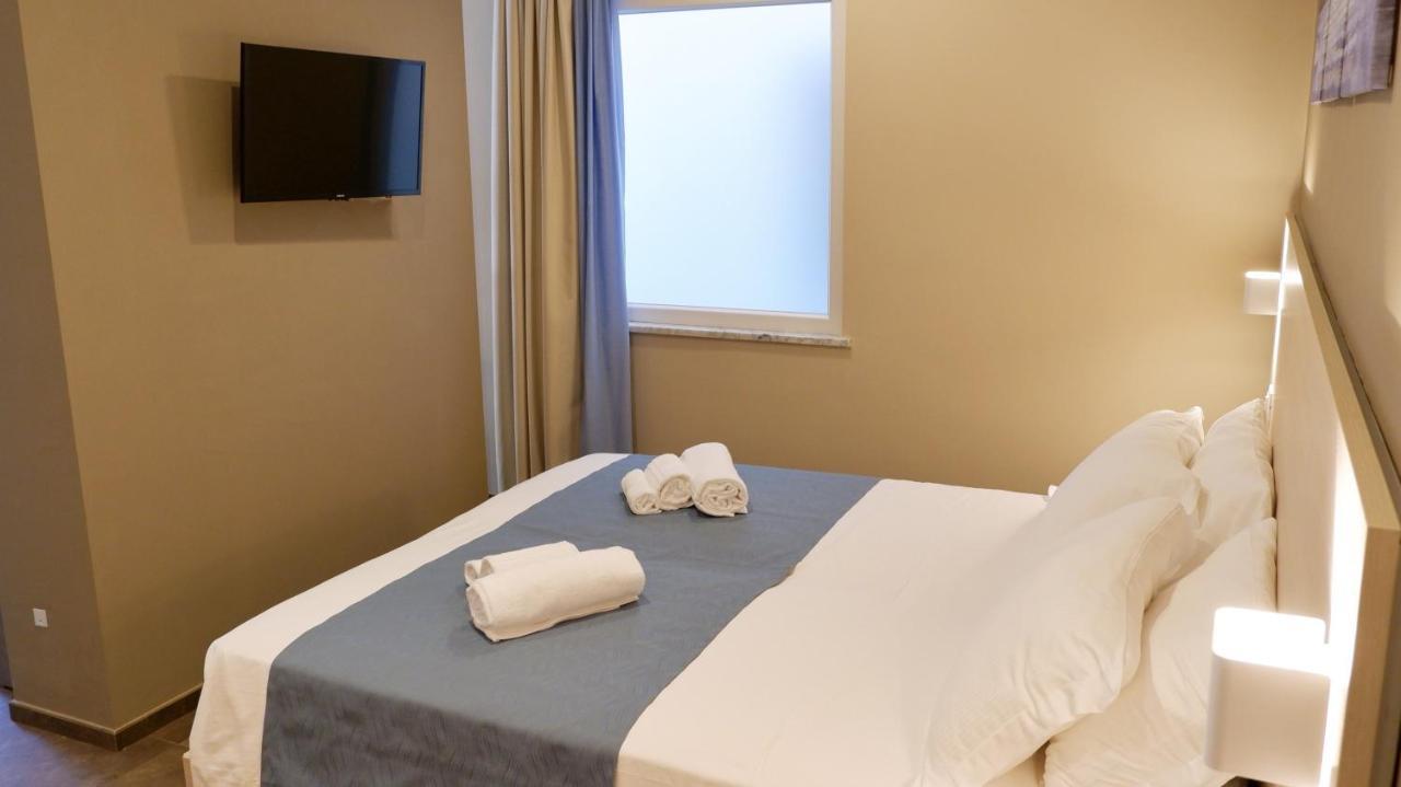 Pianomare Riviera Apartments And Rooms Imperia Εξωτερικό φωτογραφία