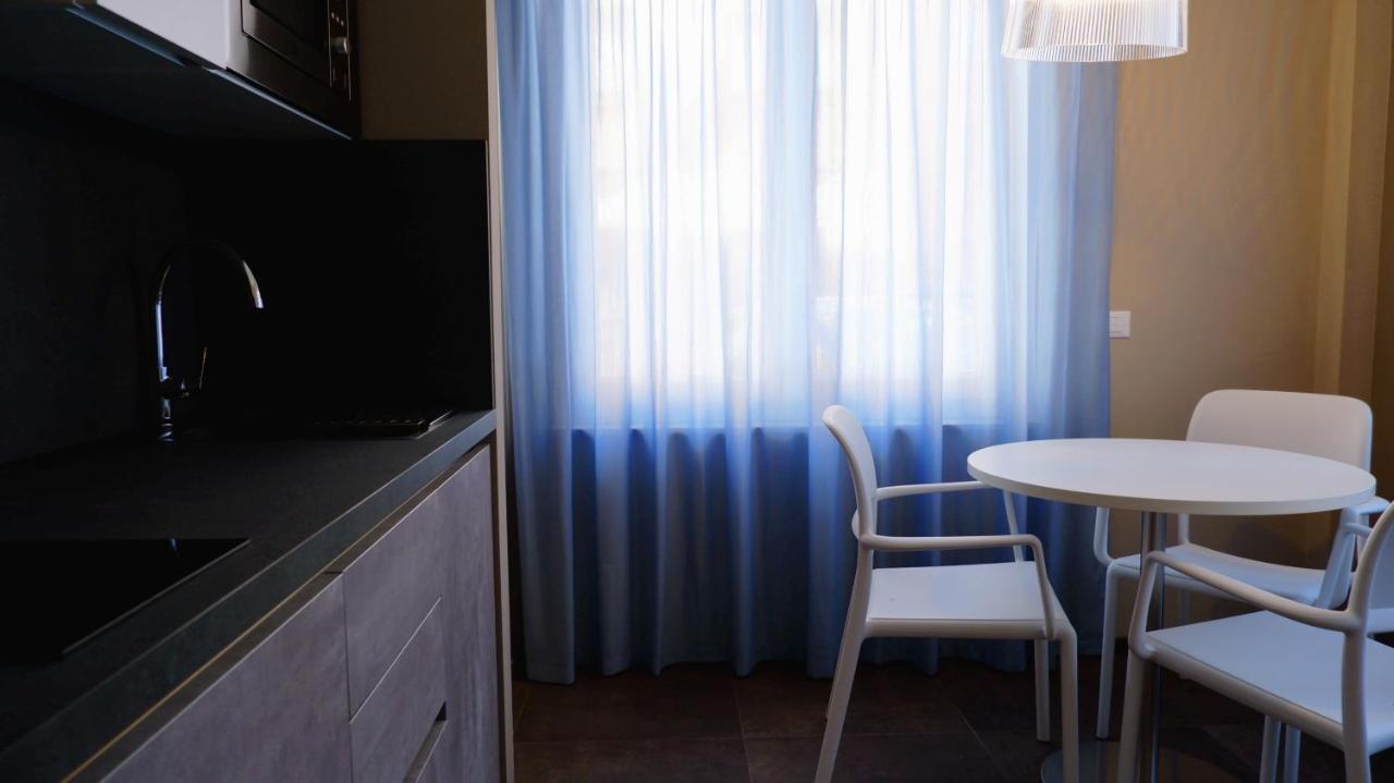 Pianomare Riviera Apartments And Rooms Imperia Εξωτερικό φωτογραφία