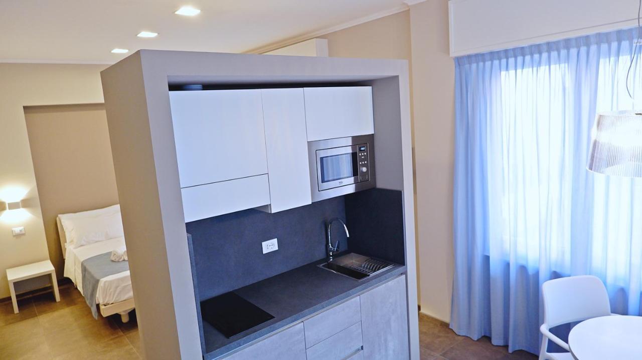 Pianomare Riviera Apartments And Rooms Imperia Εξωτερικό φωτογραφία