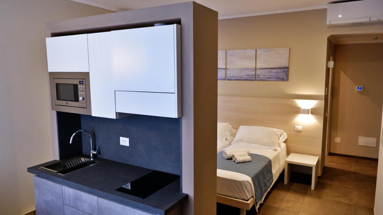 Pianomare Riviera Apartments And Rooms Imperia Εξωτερικό φωτογραφία