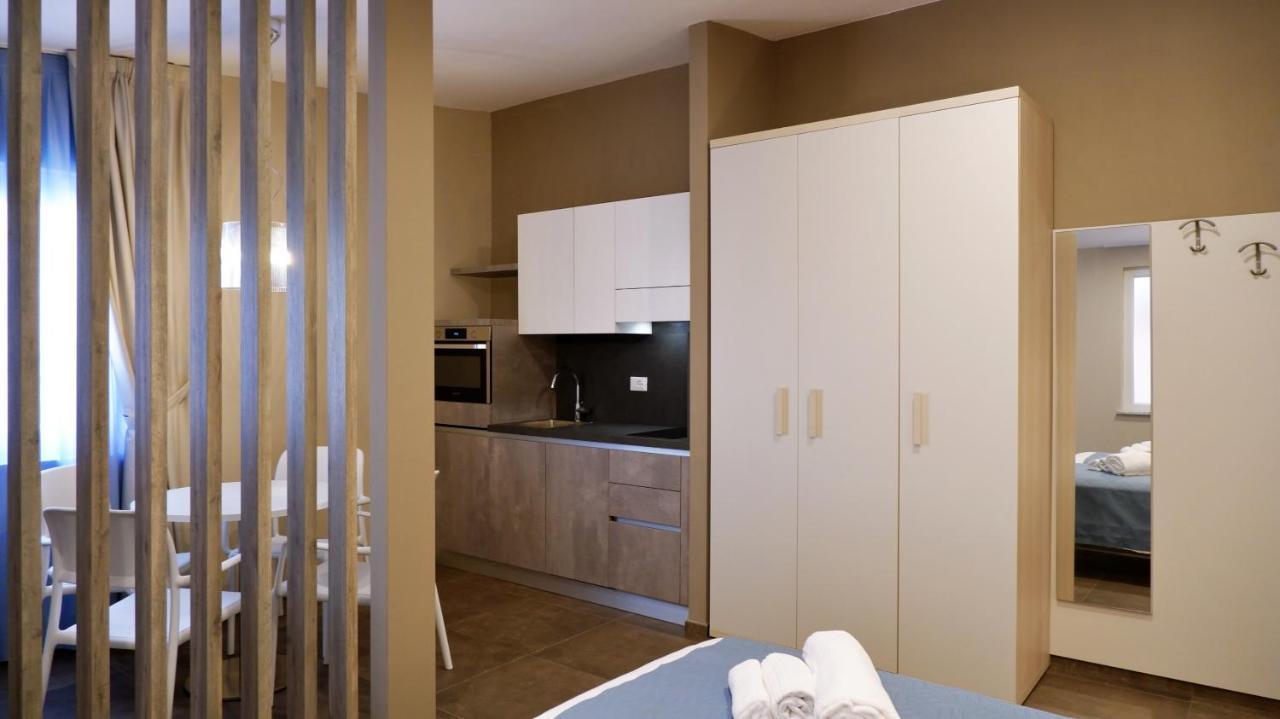 Pianomare Riviera Apartments And Rooms Imperia Εξωτερικό φωτογραφία