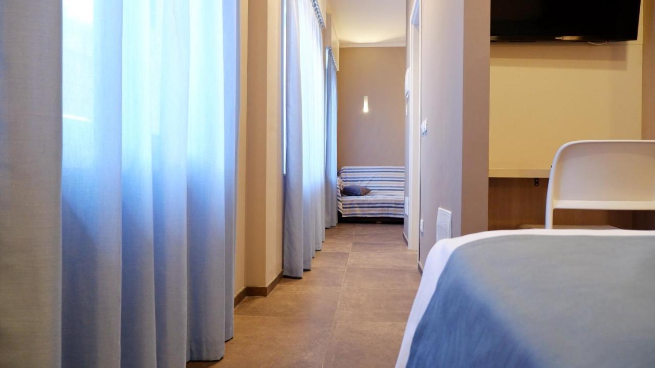 Pianomare Riviera Apartments And Rooms Imperia Εξωτερικό φωτογραφία