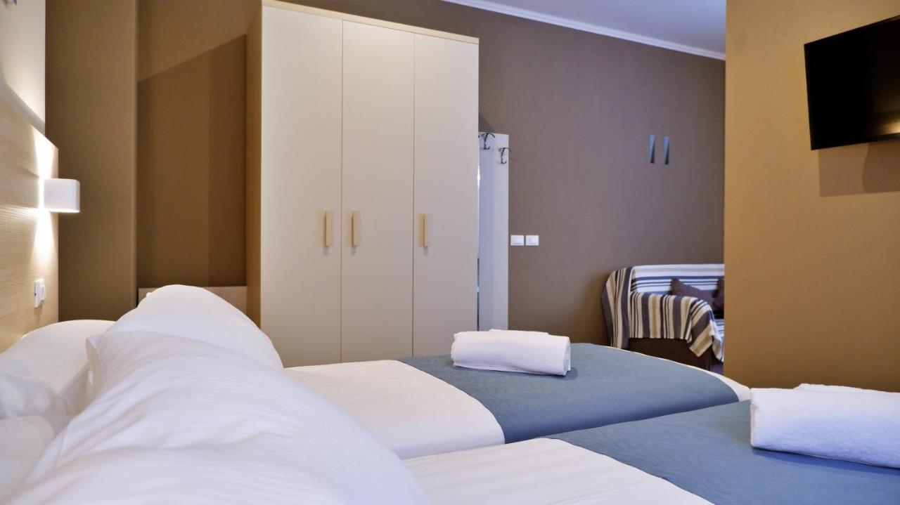Pianomare Riviera Apartments And Rooms Imperia Εξωτερικό φωτογραφία